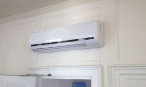 Air Con Room Unit in a 17th Century listed building in London