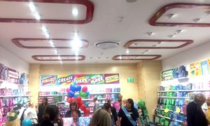 shop interior - Smiggle, Dublin - water cooled air conditioning